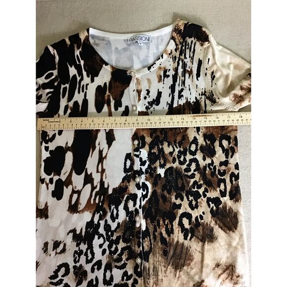 Women Cheetah Print Sweater Set Sz. Med NWOT Passioni Brand 2 in one Sweater Set - Picture 9 of 15